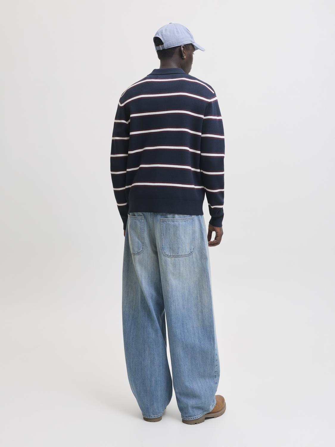 model_shot-back